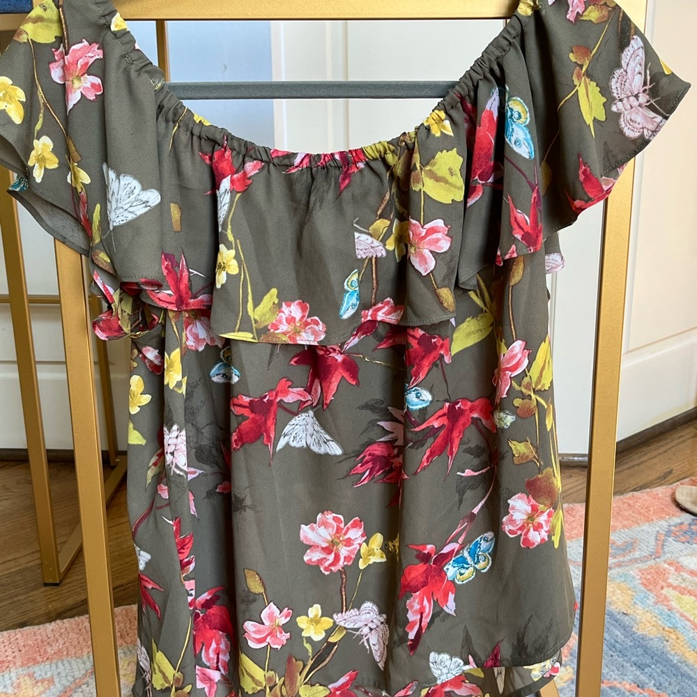Anthropologie/Maeve floral blouse.
